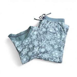 Nautica Snowflake Print Pajama Set Women’s Large Soft Winter Lounge